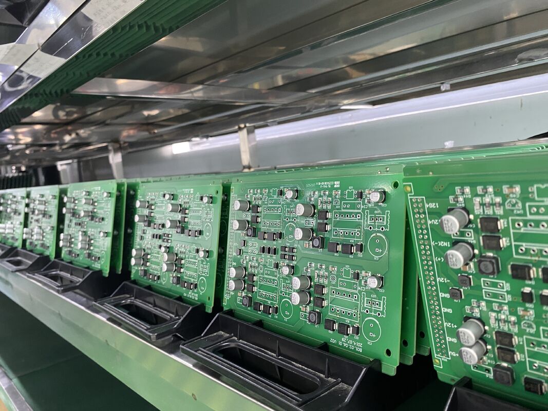 تجهیزات حفاظت از نوسانات سطحی بدون سرب HASL با کنترل امپدانس، اطمینان از دوام و مدیریت نوسانات الکتریکی